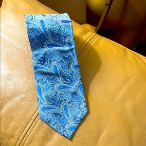 264.  Croft & Barrow Blue Paisley Men's Neck Tie